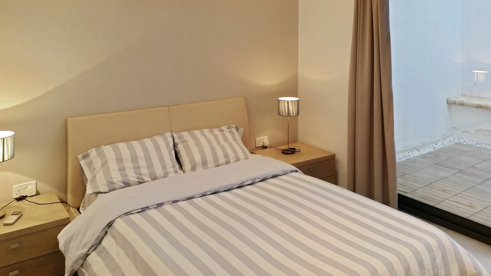 Elegant Apartment With Terrace In Balluta, St. Julians, Just Off The P Saint Julian's